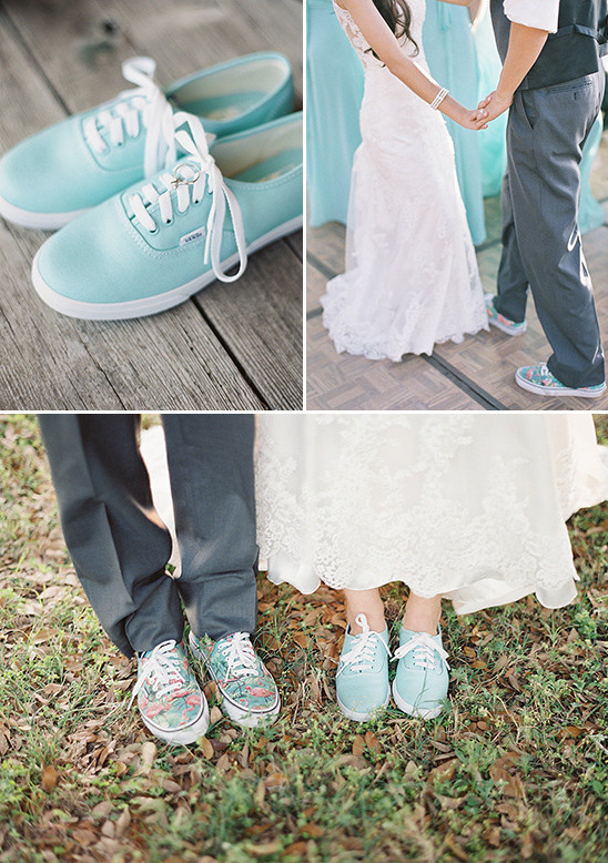 teal reception shoes @weddingchicks