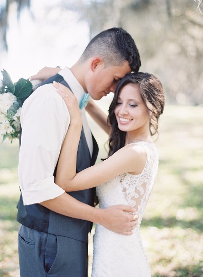 white-and-teal-wedding-in-florida