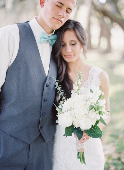 white-and-teal-wedding-in-florida