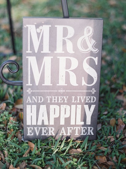white-and-teal-wedding-in-florida