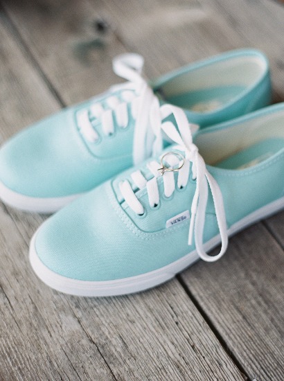 white-and-teal-wedding-in-florida
