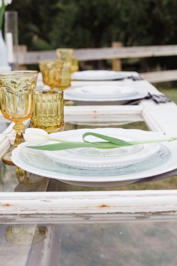 white-silver-and-gold-wedding-ideas