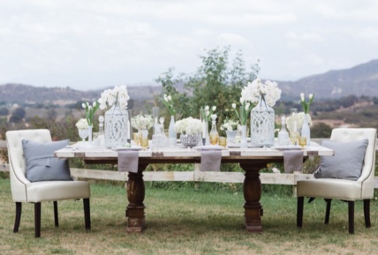 white-silver-and-gold-wedding-ideas