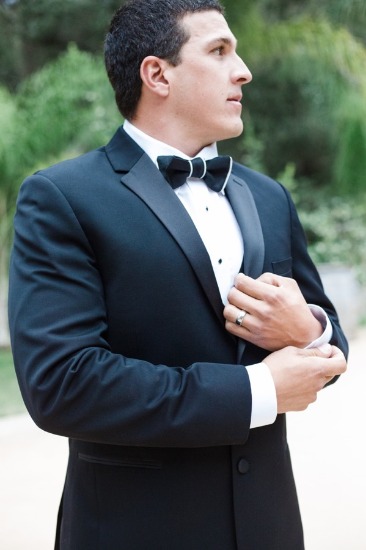 white-silver-and-gold-wedding-ideas