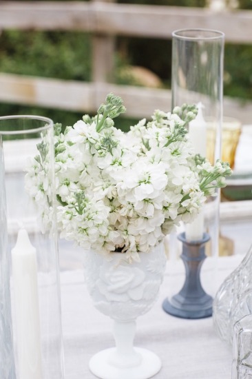 white-silver-and-gold-wedding-ideas