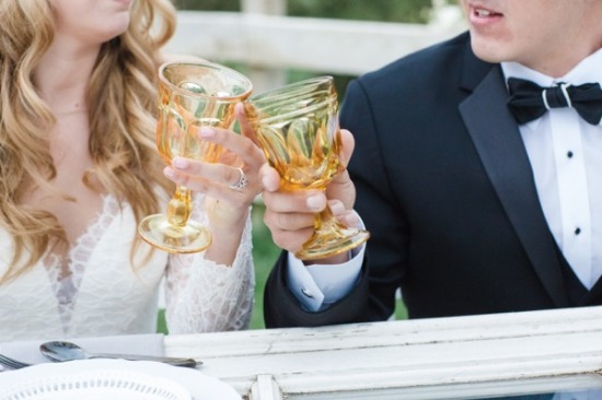 white-silver-and-gold-wedding-ideas