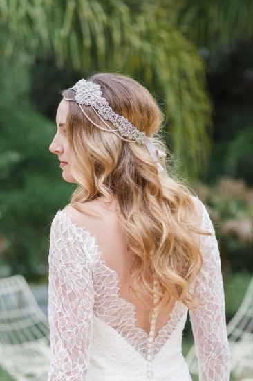 white-silver-and-gold-wedding-ideas