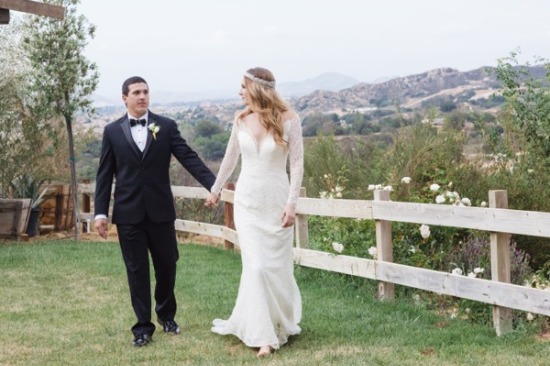 white-silver-and-gold-wedding-ideas