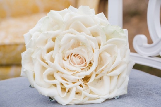white-silver-and-gold-wedding-ideas
