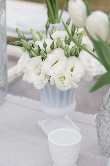 white-silver-and-gold-wedding-ideas