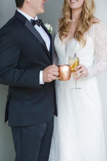 white-silver-and-gold-wedding-ideas