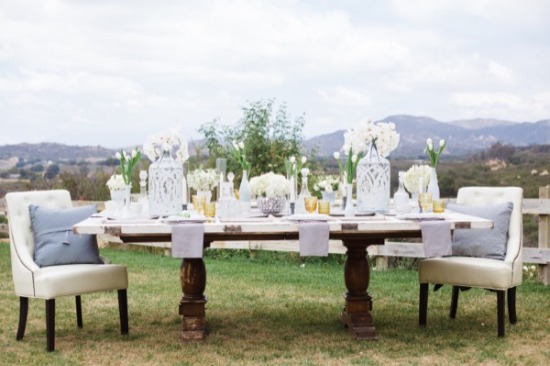 white-silver-and-gold-wedding-ideas