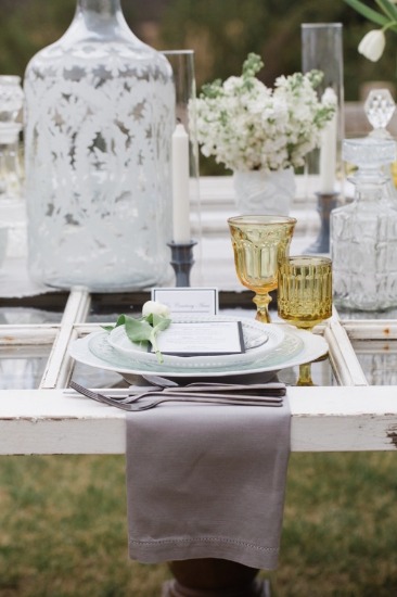white-silver-and-gold-wedding-ideas