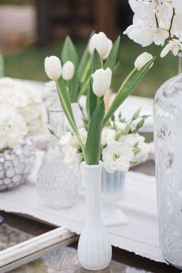 white-silver-and-gold-wedding-ideas