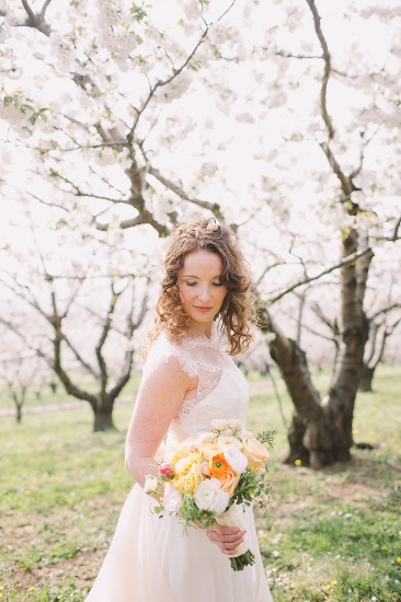 blossoming-romance-in-northern-italy