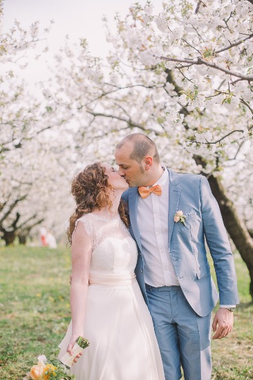 blossoming-romance-in-northern-italy