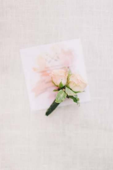 blossoming-romance-in-northern-italy