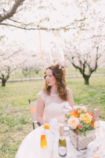 blossoming-romance-in-northern-italy