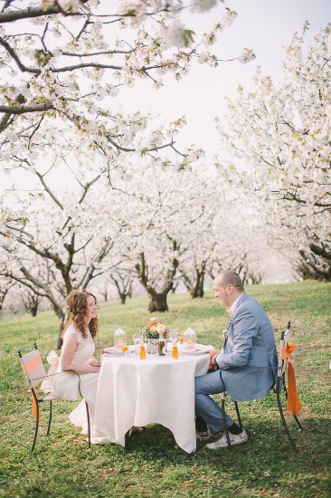 blossoming-romance-in-northern-italy
