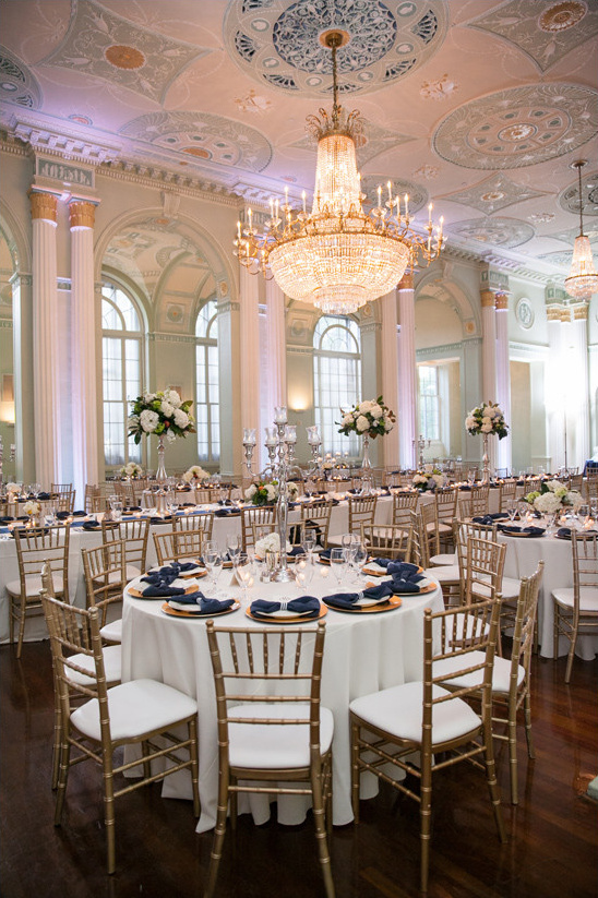 elegant ballroom wedding reception @weddingchicks