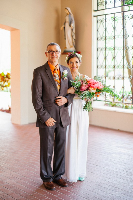 bright-blue-and-beautiful-wedding