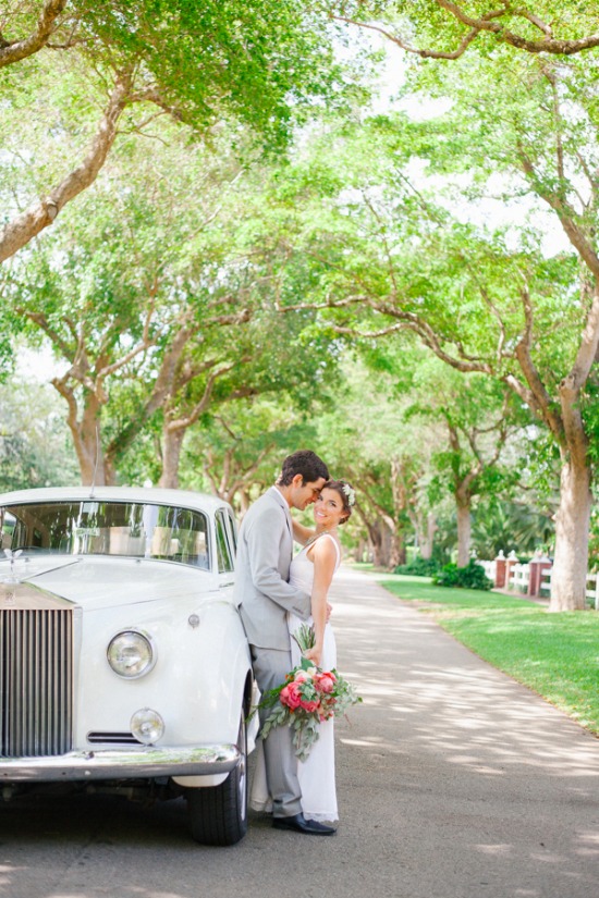 bright-blue-and-beautiful-wedding