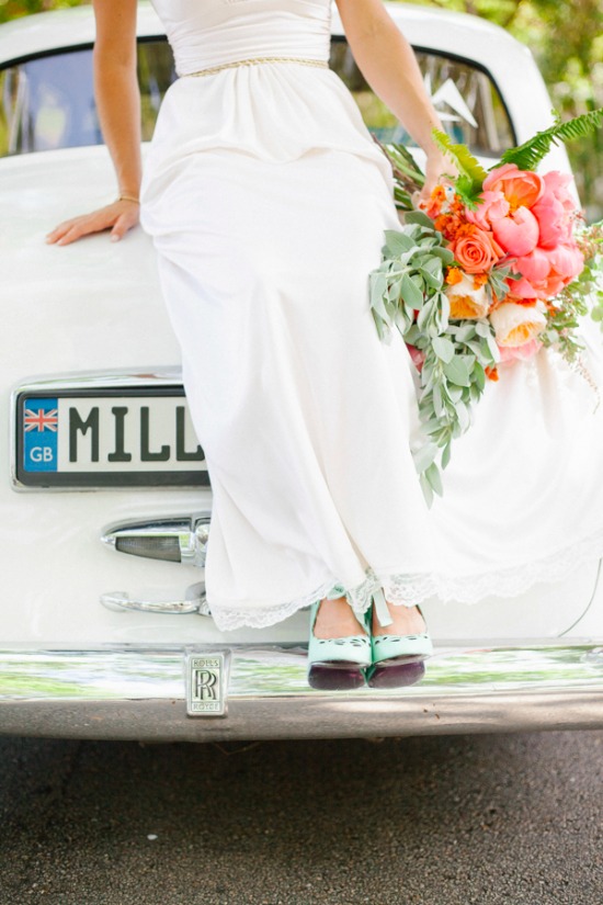 bright-blue-and-beautiful-wedding
