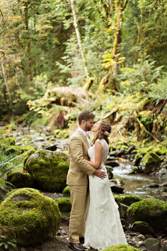 charming-forest-wedding