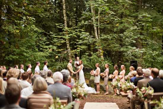 charming-forest-wedding