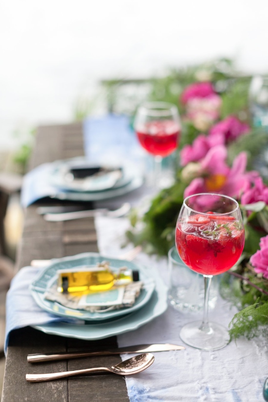 cottage-on-the-lake-wedding-ideas
