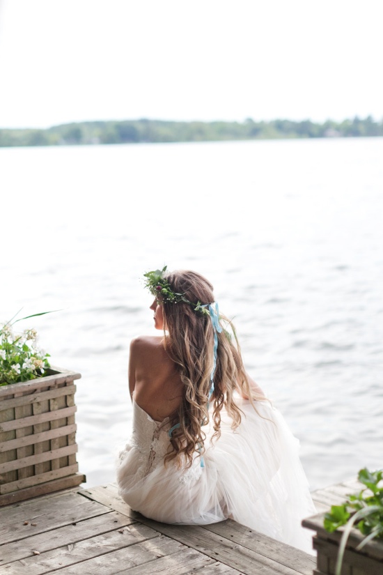cottage-on-the-lake-wedding-ideas