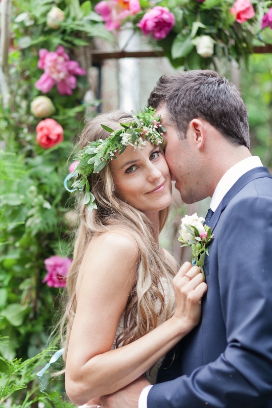 cottage-on-the-lake-wedding-ideas