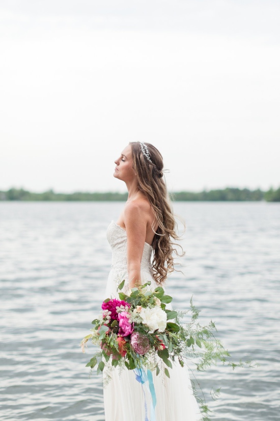cottage-on-the-lake-wedding-ideas