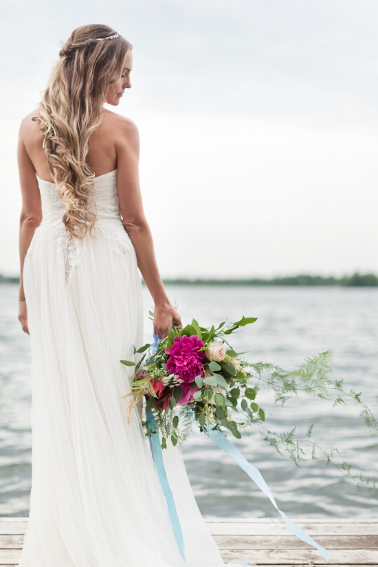 cottage-on-the-lake-wedding-ideas