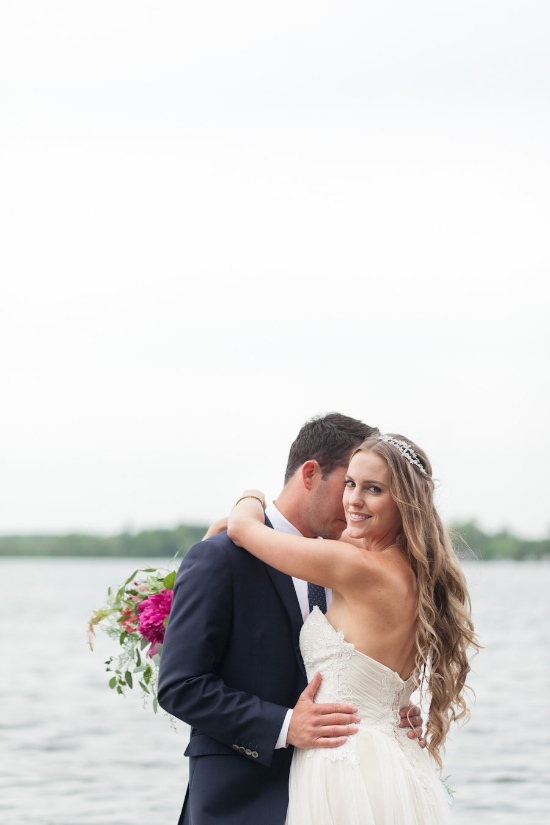 cottage-on-the-lake-wedding-ideas