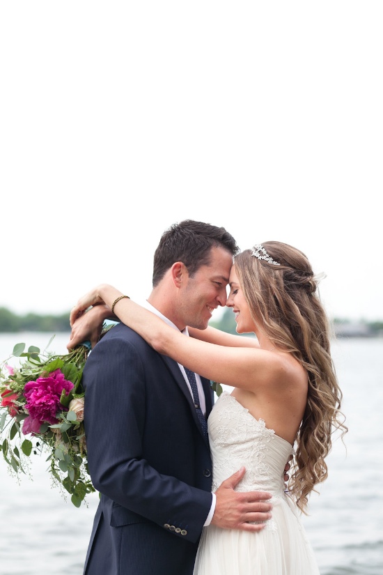 cottage-on-the-lake-wedding-ideas