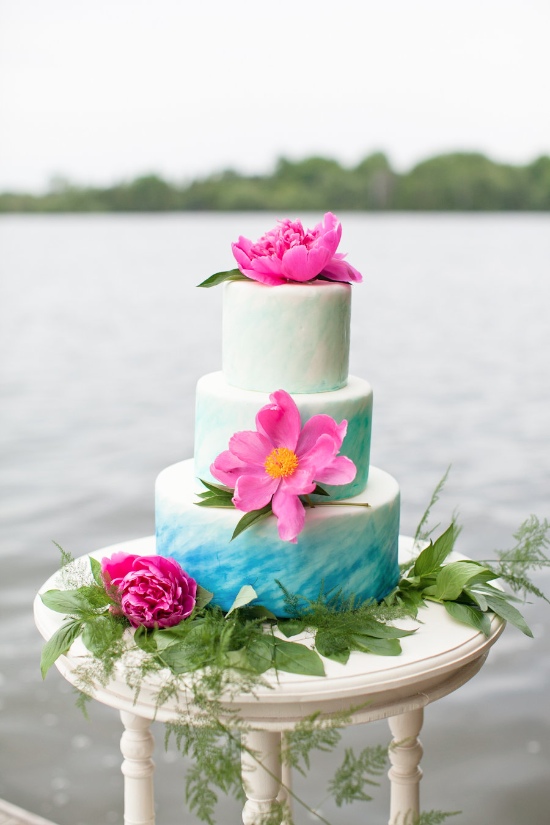 cottage-on-the-lake-wedding-ideas