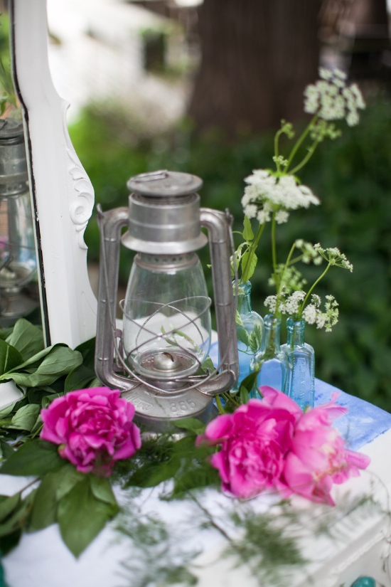 cottage-on-the-lake-wedding-ideas