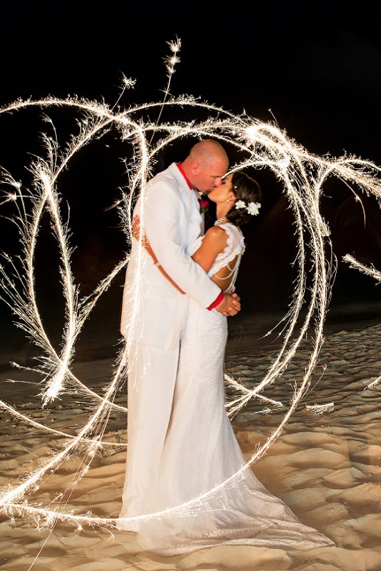 DestinationWeddings.com