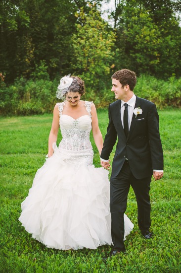 elegant-gold-and-black-wedding