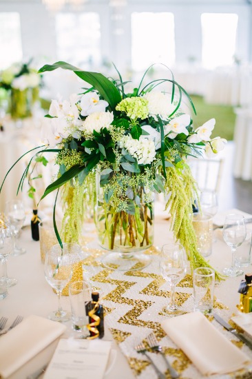 elegant-gold-and-black-wedding