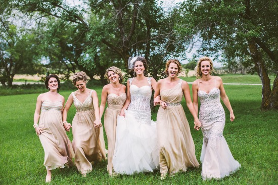elegant-gold-and-black-wedding