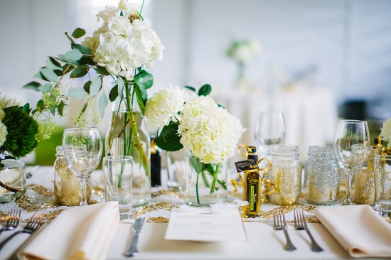 elegant-gold-and-black-wedding
