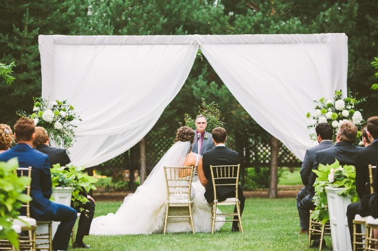 elegant-gold-and-black-wedding