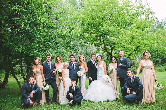 elegant-gold-and-black-wedding