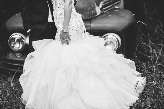elegant-gold-and-black-wedding