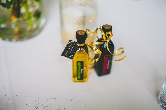 elegant-gold-and-black-wedding