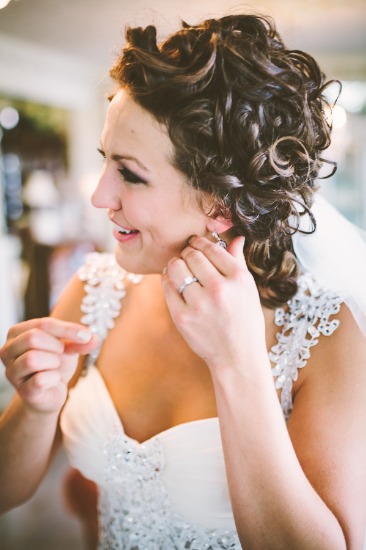 elegant-gold-and-black-wedding