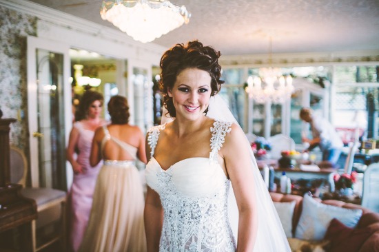 elegant-gold-and-black-wedding