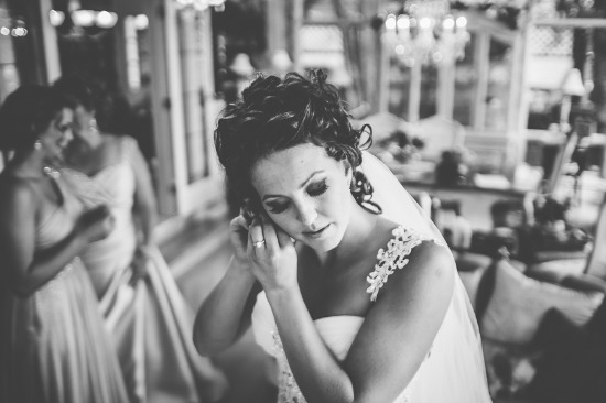 elegant-gold-and-black-wedding